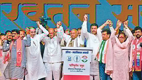 भटकती आत्माच मोदींना सत्तेवरून खाली खेचणार : शरद पवार