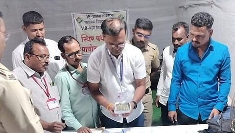 छ.संभाजीनगर: पाचोड येथे ४ लाखांची रोकड जप्त: स्थिर सर्वेक्षण पथकाची कारवाई