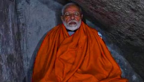 See What astrologer say about narendra modi's political Future