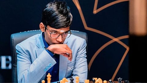 Norway Chess : भारताच्या प्रज्ञानंदची ग्रॅडमास्टर मॅग्नस कार्लसनवर मात