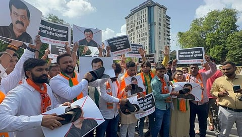 मुंबई : आव्हाडांविरोधात भारतीय जनता युवा मोर्चाचे कार्यकर्ते आक्रमक