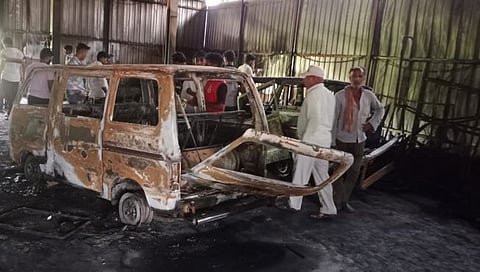 शिरगुप्पी येथे वर्कशॉपला शॉर्टसर्किटने आग, 48 लाखाचे नुकसान