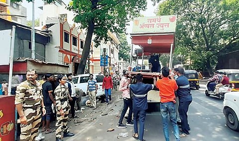 सकाळी कारवाई; संध्याकाळी हातगाड्या पुन्हा त्याच जागेवर..!