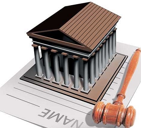 वेल्हेत जिल्हा बँकेच्या शाखेने केला रात्रीचा दिवस : शाखा व्यवस्थापकावर गुन्हा दाखल