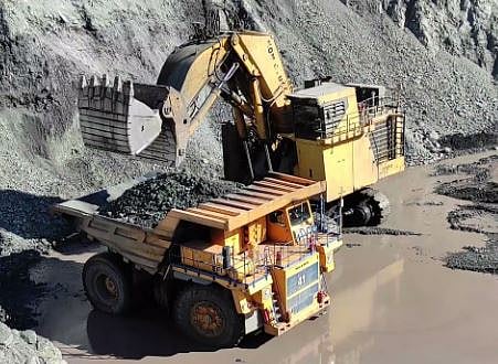 धक्कादायक! गौण खनिज चोरी नियंत्रण पथकच तडजोडीत मग्न