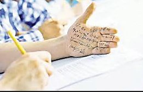 कॉपीबहाद्दर वाढले! 145 विद्यार्थ्यांवर कारवाई; राज्यात 299 गैरप्रकारांची नोंद