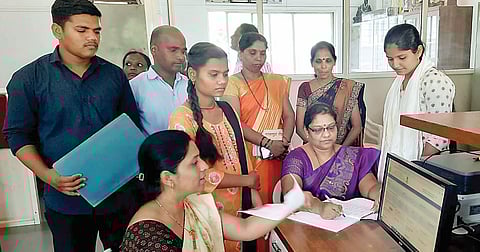 अकरावी प्रवेशअर्ज भरण्याची घाई