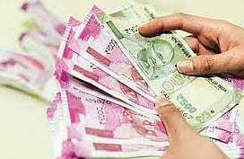 Loksabha election | मतदानावेळी पैसे वाटप करणार्याविरोधात गुन्हा