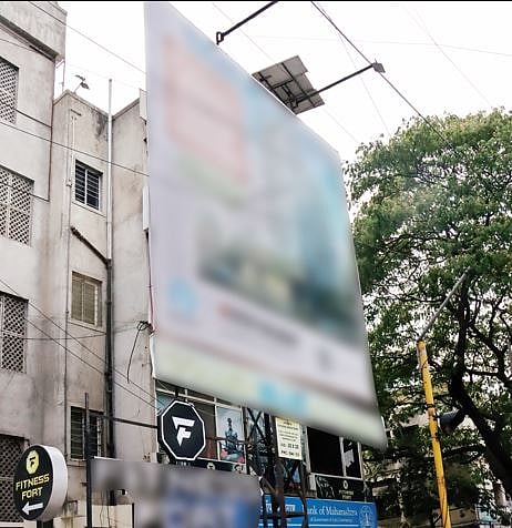 पुण्यात होर्डिंगबाबत पालिका ‘अॅक्शन मोड’वर; कारवाईचे आदेश!