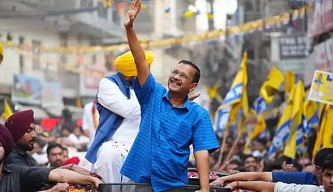 रविवार, १२ मे रोजी केजरीवाल यांनी पंजाबचे मुख्यमंत्री भगवंत मान यांच्यासमवेत पक्षाचे नवी दिल्ली लोकसभा मतदारसंघाचे उमेदवार सोमनाथ भारती यांच्या समर्थनार्थ मोती नगरमध्ये रोड शो केला.