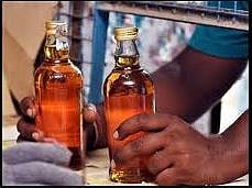 लोकसभा निवडणुकीमुळे मद्यविक्री बंद : जिल्हाधिकारी डॉ. सुहास दिवसे यांचे आदेश