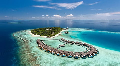 मालदीवची घमेंड उतरली, भाषाही बदलली.!पर्यटनासाठी भारतीयांना आर्जव