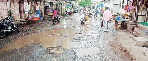 नसरापूर रस्ते कामाला मुहूर्त मिळेना; अधिकार्यांचा वेळकाढूपणा