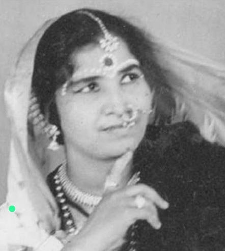 गाढवाचं लग्न वगनाट्यातील गंगीची एक्झिट; प्रभा शिवणेकर पडद्याआड