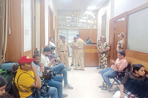 Blood sample manipulation case : जबाबदारी झटकली अन् काळे पळाले!