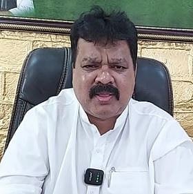 वक्फ बोर्डाची बांधकामाला स्थगिती; मुस्लिम नागरिकांच्या तक्रारीची दखल : अनिस सुंडके यांची माहिती