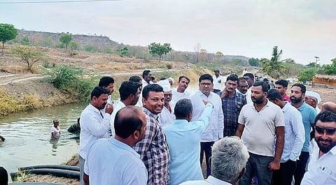 ‘निळवंडे’च्या उजव्या कालव्यातून अखेर सोडले पाणी; आ. तनपुरे यांच्याकडून पाइपची व्यवस्था