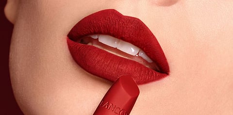 उत्तर कोरियात का आहे लाल लिपस्टिकवर बंदी?