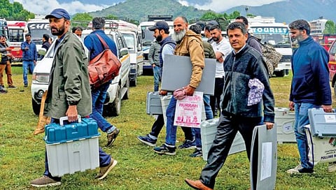 चौथ्या टप्प्यासाठी आज मतदान