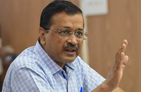 ब्रेकिंग : दिल्ली मुख्यमंत्रीपदी केजरीवालच राहणार, सुप्रीम काेर्टाने याचिका फेटाळली