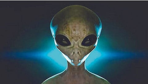 Aliens : एलियन्स बनतात तरी कसे?