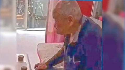 कोट्यवधी रुपयांची संपत्ती केली नोकराच्या नावे!