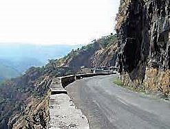 वरंध घाट आजपासून आठ दिवसांसाठी खुला !