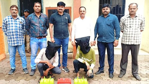 वाहनातील बॅटरी चोरी करणाऱ्यांना कल्याण क्राईम ब्रांचकडून अटक