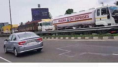 पुणे-सातारा महामार्गावर वाहनांच्या ५ किमी पर्यंत रांगा