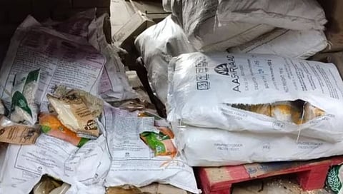 हैदराबादमधील ब्लिंकिट गोदामावर छापा; मुदत संपलेले खाद्यपदार्थ जप्त