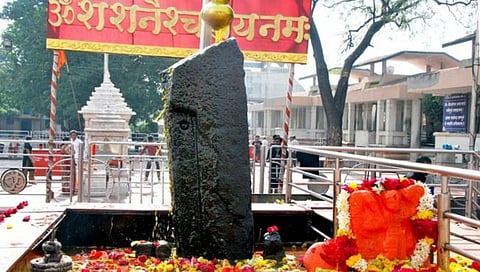 Shani Jayanti 2024 : शनी शिंगणापुरातील स्वयंभू मूर्ती कशी प्रकटली? जाणून घ्या पुराण कथा