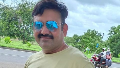 ठाणे: डंपरच्या धडकेत दुचाकीवरील पोलिस हवालदारासह महिलेचा मृत्यू