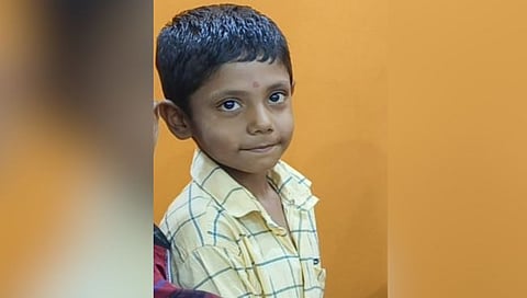 लातूर : आळवाई येथे वीज पडुन अंगावर चिमुकल्याचा जागीच मृत्यू