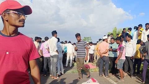 Solapur News: पंढरपूर-कराड रस्त्यावर ट्रकच्या धडकेत ५ महिला मजूर ठार, २ जखमी