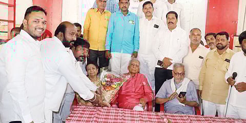 वय वाढले म्हणून काय झाले? निर्धार कायम : डॉ. आढाव