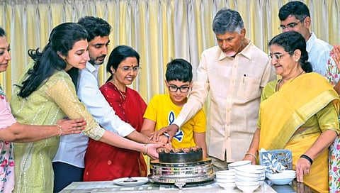 Lok Sabha Election 2024 Results : आंध्रमध्ये चंद्राबाबूंची सत्तावापसी