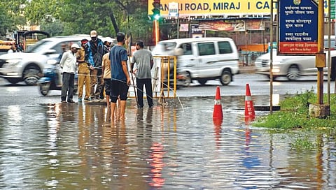 कोल्हापूर : पेठवडगाव परिसरात ढगफुटीसद़ृश पाऊस