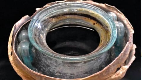 प्राचीन मकबर्यामध्ये सर्वात जुनी दारू