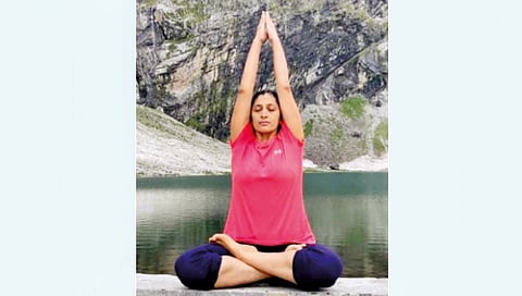 योग अभ्यास : आरोग्य ते करिअरचा मार्ग