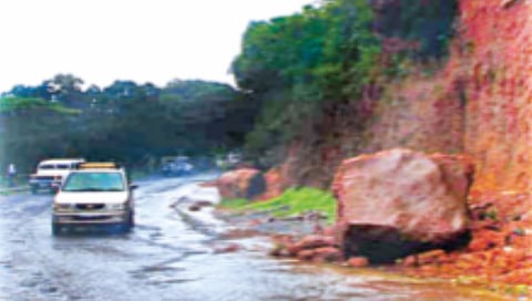 तिलारी घाट अवजड वाहनांसाठी 31 ऑक्टोबरपर्यंत बंद