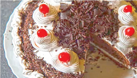 केकला ‘ब्लॅक फॉरेस्ट’ नाव का मिळाले?