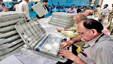 कोल्हापूर आणि हातकणंगलेत कोण मारणार बाजी? उत्कंठा वाढली