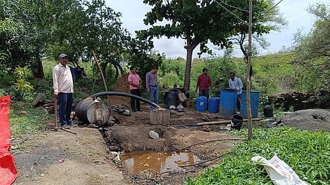 District-wide raids on handlooms by State Excise Department