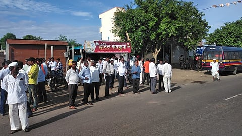 A tense atmosphere has arisen in Matori after stone pelting.