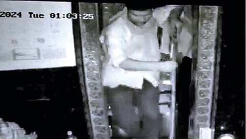 Theft at the Katyayani Temple of Kalamba