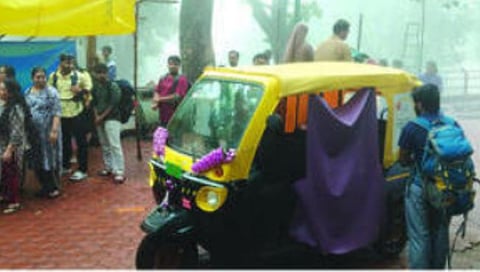 Matheran | E-Rickshaw has increased tourism to Matheran