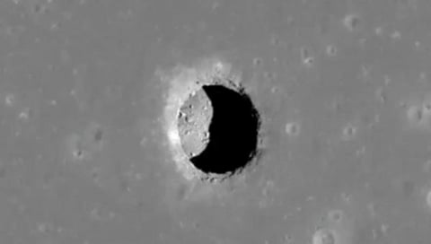 Scientists find underground cave on moon