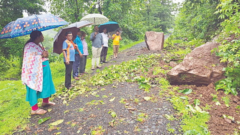 Rain in Poladpur taluka