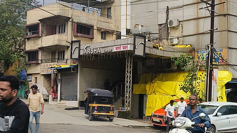 उल्हासनगरात अवघ्या दोन डान्सबारवर कारवाई सात डान्सबारना संरक्षण?