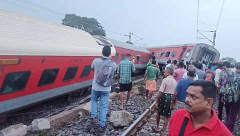Howrah Mumbai Mail Accident